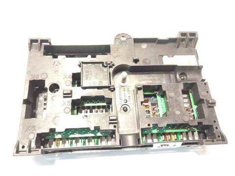 Foto 3ª: Caja Reles Fusibles Bmw X3 2.0 D 190CV 140KW G01) AUT. B47D20 XDRIVE20D [B47D20A] (2019)