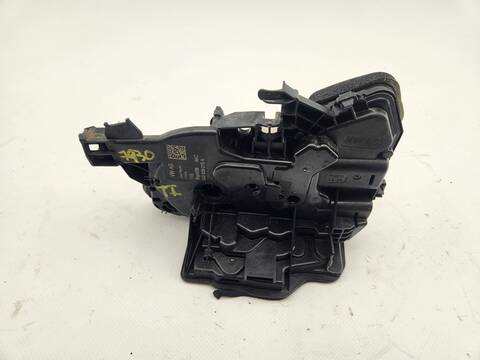 Cerradura Puerta Trasera Izquierda Volkswagen Golf STYLE 115CV