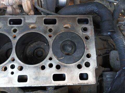 Foto 2ª: Bloque Motor Opel Vivaro 2.5 DTI F7 J7 A07) 135CV 99KW [G9U 730] (2005)