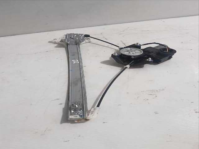 Foto 2ª: Elevalunas Eléctrico Delantero Izquierdo Toyota Yaris 1.5 HYBRID MXPH11) 92CV [M15A-FXE] (2020)