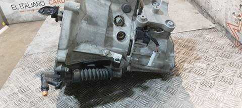 Foto 4ª: Caja Cambios Citroen C4 G CACTUS FEEL [YH01] (2019)