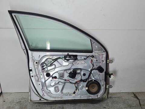 Foto 2ª: Puerta Delantera Izquierda Hyundai i30 1.6 CRDI CAT 90CV 66KW (2011)
