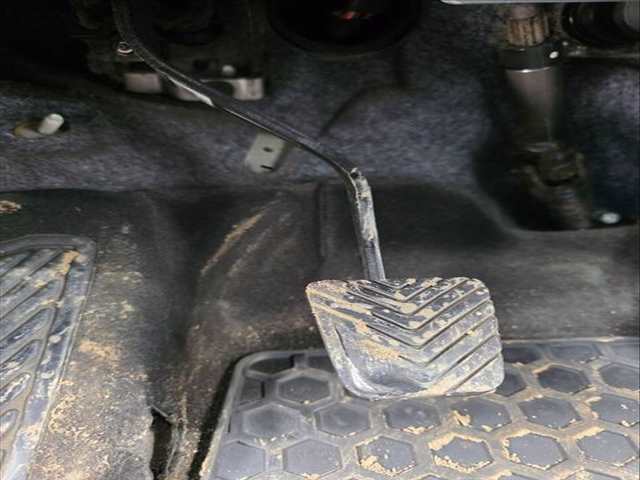 Pedal Embrague Kia Carens DRIVE 116CV 85KW