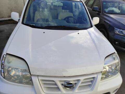 Capot Nissan X-Trail YD22 T30)