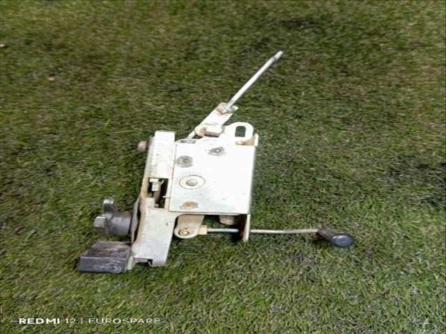 Foto 2ª: Cerradura Maletero Portón Santana Anibal 2.8 TD MILITAR [8140.43P] (2004)