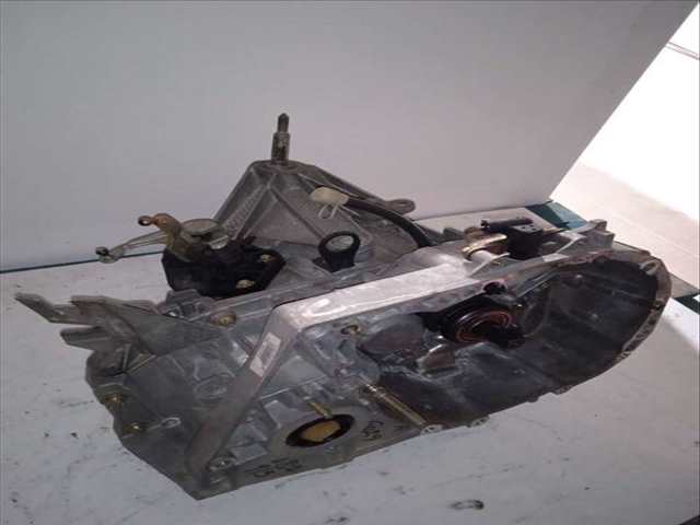 Foto 3ª: Caja Cambios Renault Scenic 1.5 DCI DIESEL 82CV 60KW (2003)