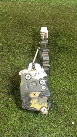 Cerradura Puerta Delantera Derecha Toyota 4 Runner 3.0 T DIESEL