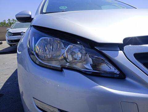 Foto 2ª: Faro Derecho Peugeot 308 STYLE 120CV 88KW [BH01] (2017)