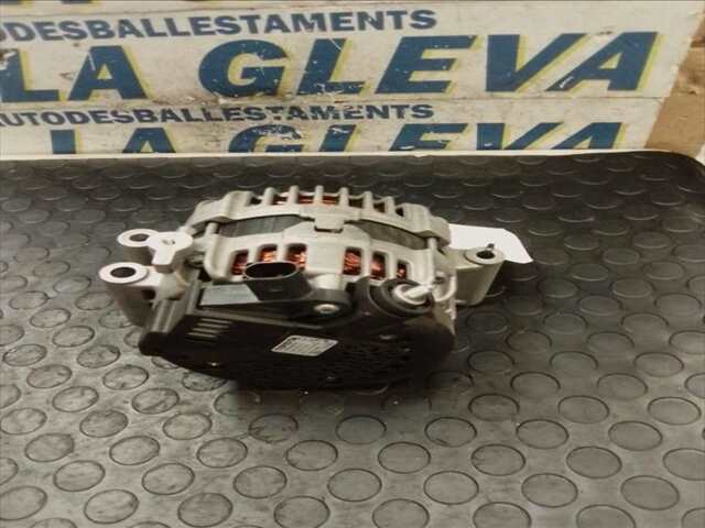 Foto 2ª: Alternador Toyota Yaris 1.500 16V91-92CV/67-68KW 0CV [M15A] (2021)