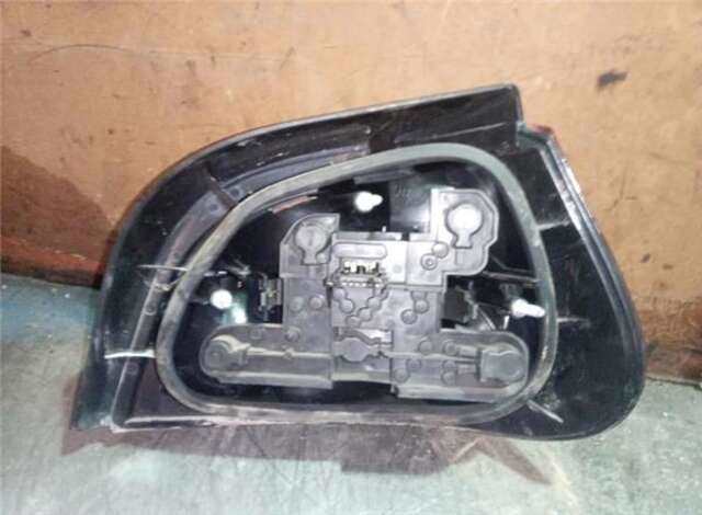 Foto 2ª: Piloto Trasero Izquierdo Renault Megane 1.9 DCI AUTHENTIQUE [1.9 LTR. - 75 KW DCI DIESEL CAT] I FASE 2 BERLINA (BA0)(1999-_) [F9Q]