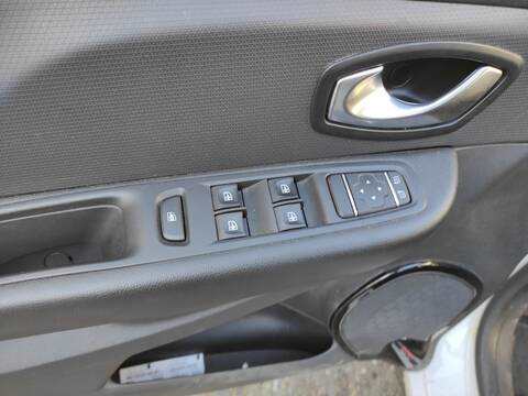 Botonera Elevalunas Renault Clio H4B408
