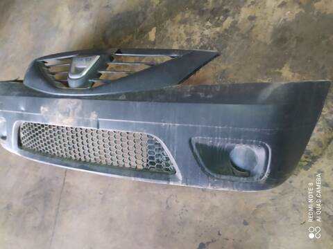 Foto 3ª: Paragolpes Delantero Dacia Logan BASICO 68CV 50KW [K9K K7] (2012)