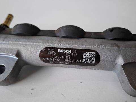 Foto 2ª: Rampa Inyectora Nissan Qashqai ACENTA 2.0 DCI TD CAT 150CV (2007)