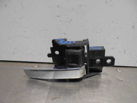 Maneta Interior Trasera Derecha Mitsubishi ASX CHALLENGE 2WD 117CV 86KW