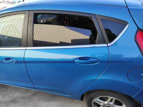 Puerta Trasera Izquierda Ford Fiesta SFJA