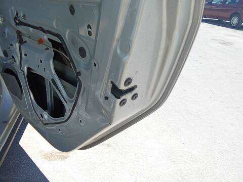 Cerradura Puerta Trasera Derecha Dacia Sandero TCE 90 B8M1 B8MA) 90CV 66KW