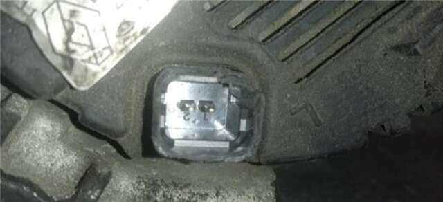 Foto 3ª: Alternador Dacia Sandero 1.2 16V [D4F 732]
