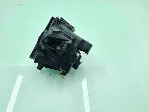 Foto 2ª: Faro Antiniebla Delantero Derecho Toyota Hilux CABINA DOBLE VX 4X4 171CV 126KW [1KD] (2014)