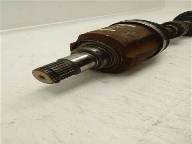 Foto 3ª: Transmision Delantera Izquierda Dodge Caliber 2.0 16V CRD CAT 140CV 103KW (2007)