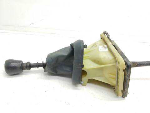 Foto 3ª: Palanca de Cambio Renault Megane 1.9 DCI AUTHENTIQUE BERLINA 102CV 75KW I FASE 2 BERLINA BA0) [F9Q K7] (2003)