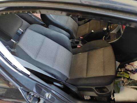 Asiento Delantero Derecho Peugeot 307 9HY BERLINA