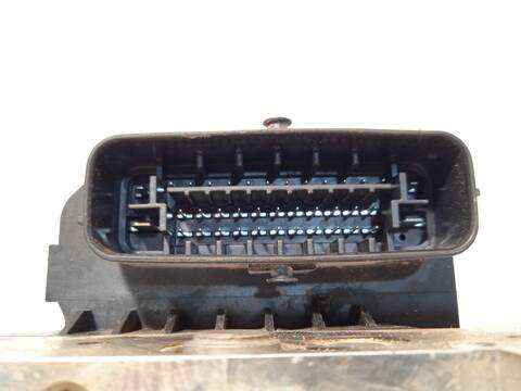 Foto 4ª: Abs Toyota Hilux 2.4 D 4WD GUN125_) 150CV 110KW [2GD-FTV] (2017)