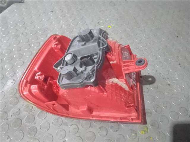 Foto 2ª: Piloto Trasero Derecho Volkswagen Touran 1.6 ADVANCE BLUEMOTION [1.6 LTR. - 77 KW TDI DPF] [CAYC]