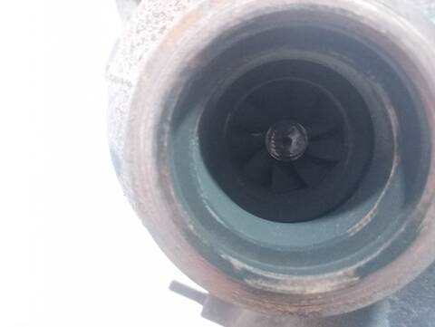 Foto 2ª: Turbocompresor Volkswagen Passat HIGHLINE BERLINA 140CV 103KW (2006)