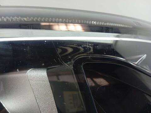 Foto 3ª: Faro Derecho Peugeot 3008 GT 130CV 96KW [YH01] (2021)