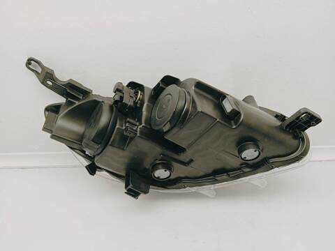 Foto 3ª: Faro Izquierdo Peugeot 301 VERSION INDEFINIDA (2012)