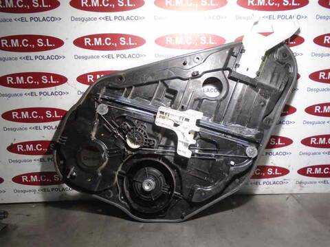 Foto 2ª: Elevalunas Manual Trasero Derecho Hyundai i30 1.4 CRDI CAT 90CV 66KW [D4FC] (2014)