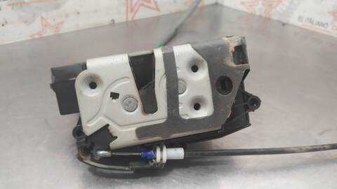 Foto 3ª: Cerradura Puerta Trasera Derecha Ford Focus TREND 116CV 85KW [T1DA] (2014)