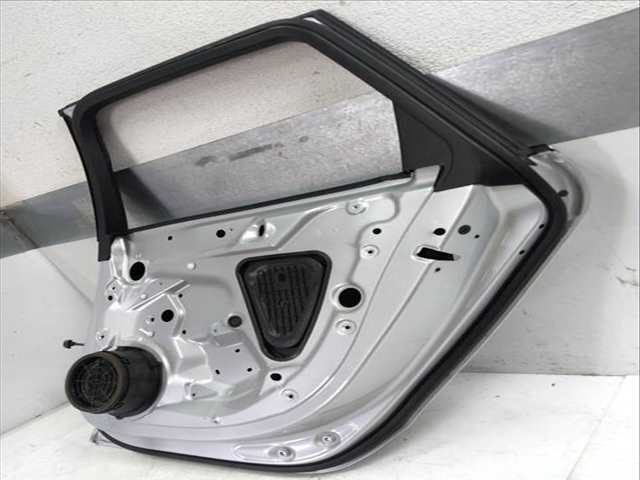 Puerta Trasera Derecha Audi A4 333 CV 245KW
