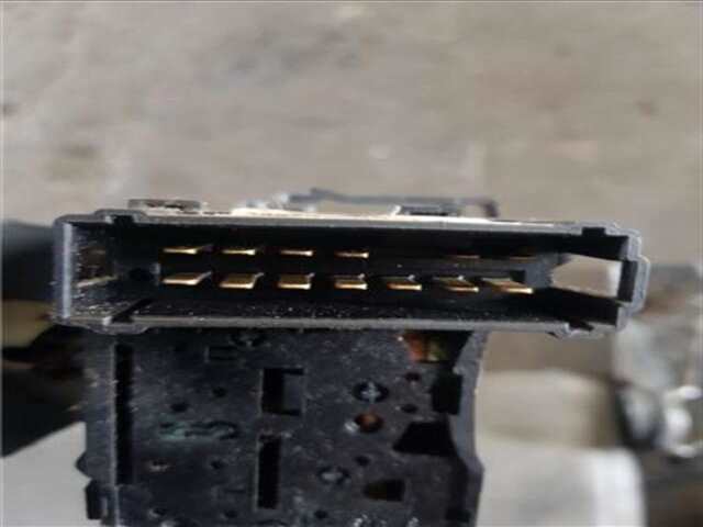 Foto 3ª: Mando Multifuncion Nissan Interstar 2.5 CABINA SIMPLE L3H1 3.5T [2.5 LTR. - 88 KW DCI DIESEL CAT] [G9UA6]