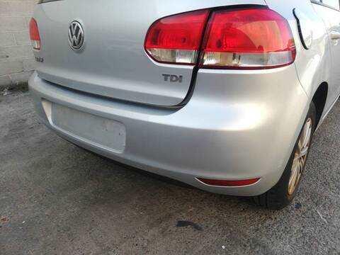 Foto 3ª: Paragolpes Trasero Volkswagen Golf CAYC (2012)
