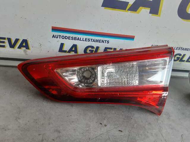 Piloto Portón Derecho Toyota Yaris 1.5 HIBRID 73-75CV/54-55KW 0CV