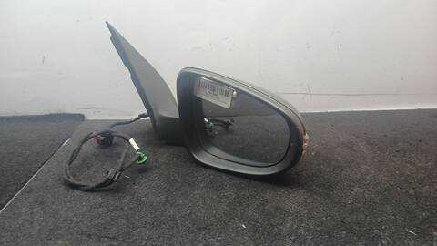 Retrovisor Derecho Volkswagen Golf 1.6 TDI 105CV 77KW