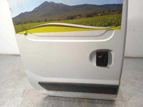 Foto 2ª: Puerta Lateral Corredera Derecha Nissan Kubistar 1.5 DCI TD CAT 68CV 50KW [K9K714] (2009)