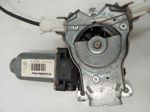 Foto 4ª: Elevalunas Manual Trasero Izquierdo Nissan Qashqai 2.0 DCI A LAS 4 RUEDAS 150CV 110KW [M1D,M9R] (2011)
