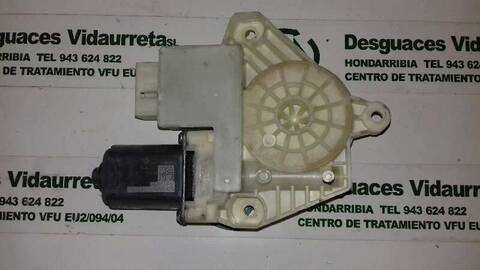 Elevalunas Eléctrico Trasero Derecho Volkswagen Golf ADVANCE BLUEMOTION 105CV 77KW