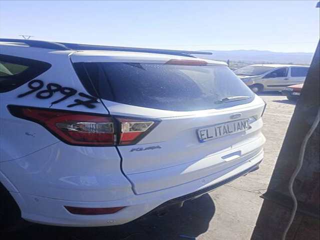 Foto 3ª: Portón Ford Kuga ST-LINE X 150CV 110KW [M8MD] (2019)