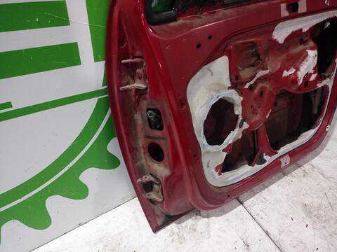 Foto 2ª: Puerta Delantera Derecha Citroen C3 1.4 HDI SX 68CV [8HXDV4TD] (1995)