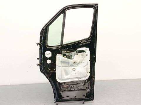 Foto 4ª: Puerta Delantera Derecha Mercedes Sprinter 419 CDI RWD 907.643 907.645 907.647) 190CV 140KW FURGONETA [654920] (2024)
