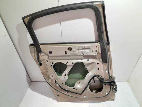 Foto 2ª: Puerta Trasera Izquierda Citroen C5 1.6 16V HDI FAP 109CV [9HZDV6TED4] (2008)