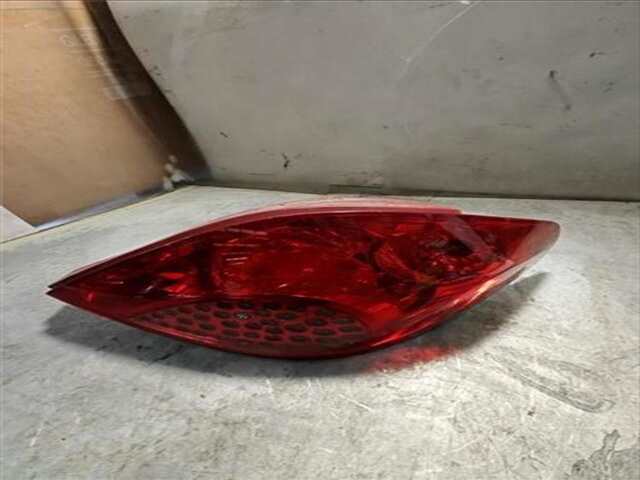 Piloto Trasero Derecho Peugeot 207 1.4 URBAN [1.4 LTR. - 50 KW HDI]