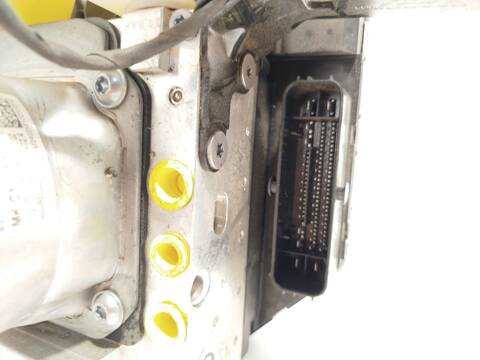 Foto 4ª: Abs Volvo XC 40 B4 MILD-HYBRID AWD 197CV 145KW (2021)