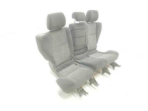 Foto 2ª: Asientos Traseros Toyota Land Cruiser 3.0 D4-D VX (2004)