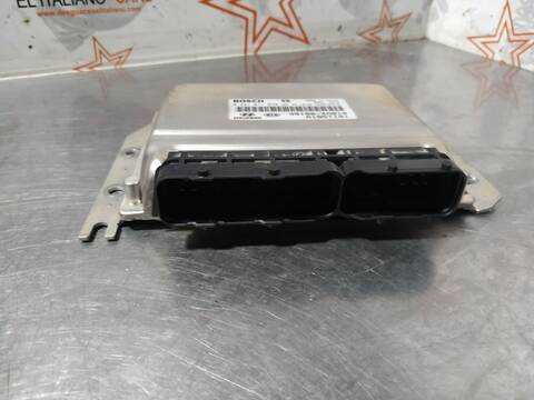 Foto 3ª: Centralita Motor ECU Kia Sorento 2.5 CRDI EX 140CV 103KW [D4CB] (2005)