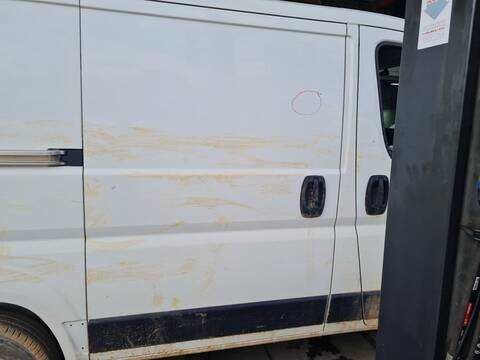 Puerta Lateral Corredera Derecha Peugeot Boxer 330 L1H1 PREMIUM BLUEHDI 120 START STOP 120CV 88KW FURGON