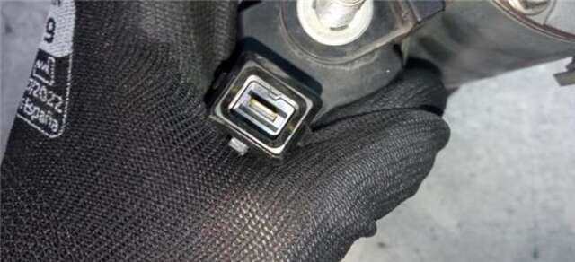 Foto 3ª: Motor de Arranque Citroen C Elysee 1.2 EXCLUSIVE [1.2 LTR. - 60 KW 12V VTI - PURETECH] [HMZ]